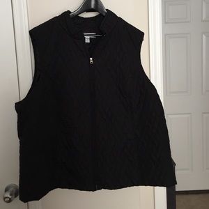 Croft & Borrow ~ Lovely Black Vest 💐