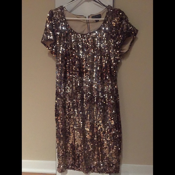 Gold sparkle dress!