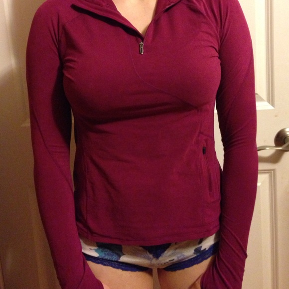 Mountain hardware pink half zip sweatshirt