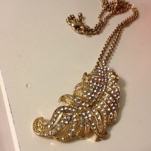 New cute Forever 21 necklace