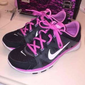 Nike sneakers size 8