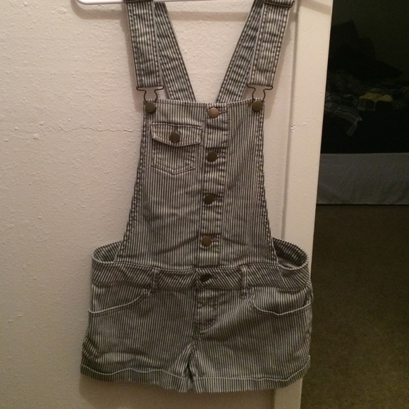 Overalls - Picture 2 of 4