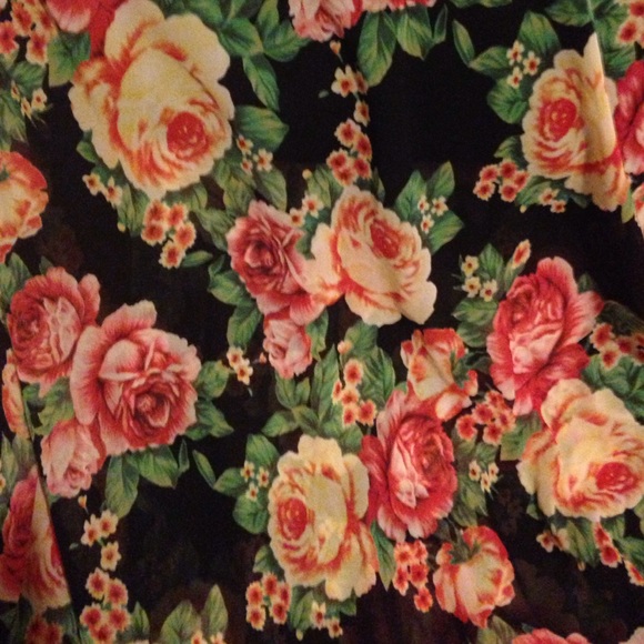 Floral Maxi Skirt - Picture 3 of 3