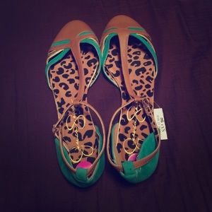 Jessica Simpson flat sandals size 8.5