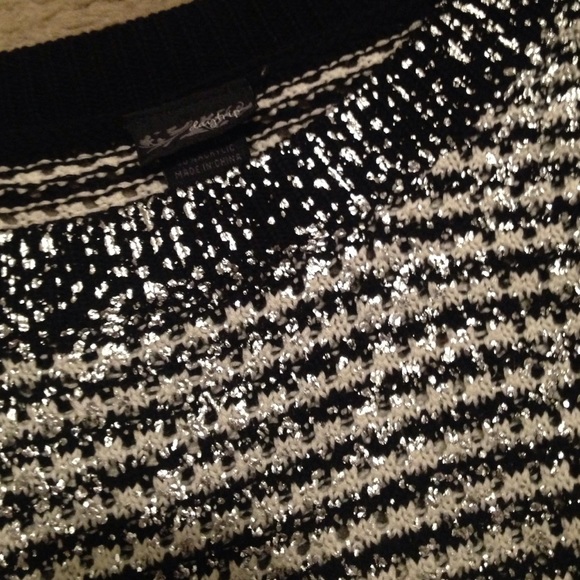 ‼️ SOLD Daytrip - Picture 3 of 3