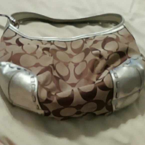 Coach Handbags - TRADED Authentic Coach Purse!