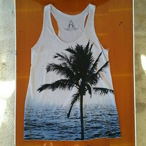 NW Cuuuute Flowy Tank Top!!