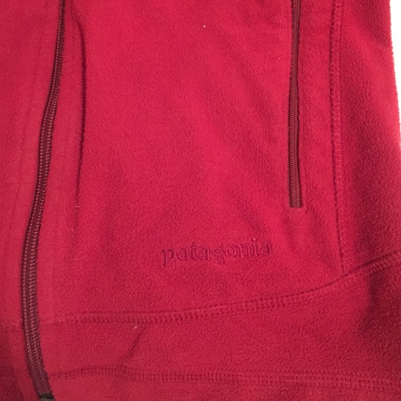 Women’s Patagonia Red Fleece - Picture 4 of 4