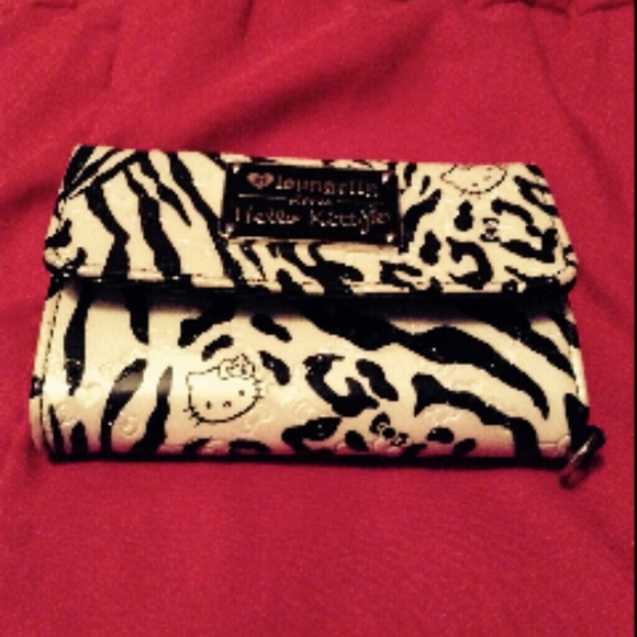 Hello kitty wallet
