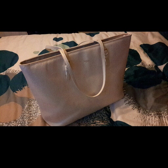 Shopper tote