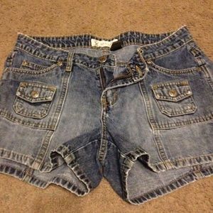 Hipster denim shorts
