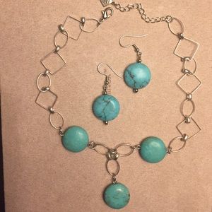 Turquoise necklace and earring set.