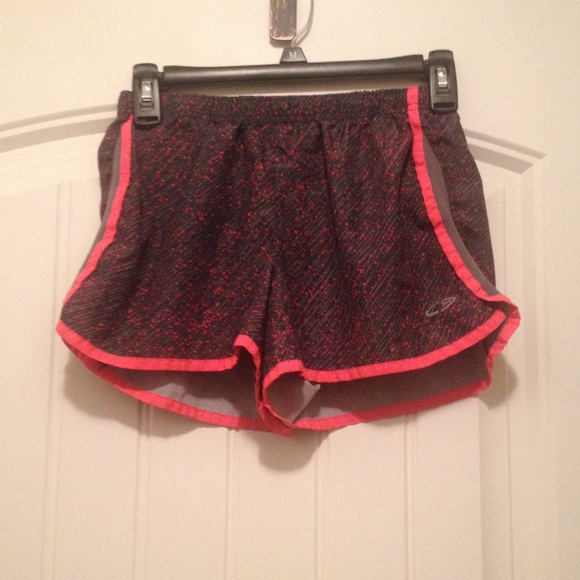 Running shorts