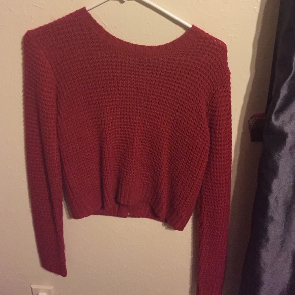 Red crop top