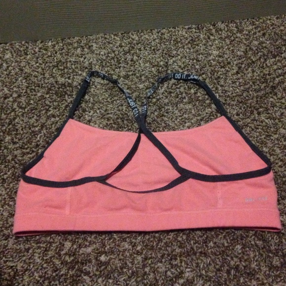 💗Pink Nike Sports Bra💗 - Picture 2 of 4