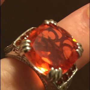 Size 8 ring. .925 sterling silver