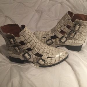 Jeffery Campbell boots