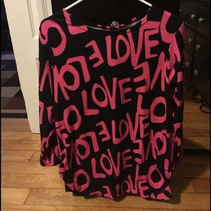 Long sleeve "love" shirt