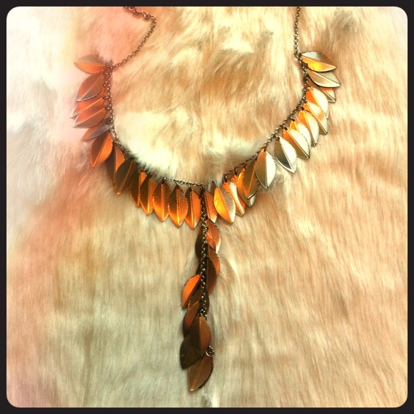Metal feather necklace