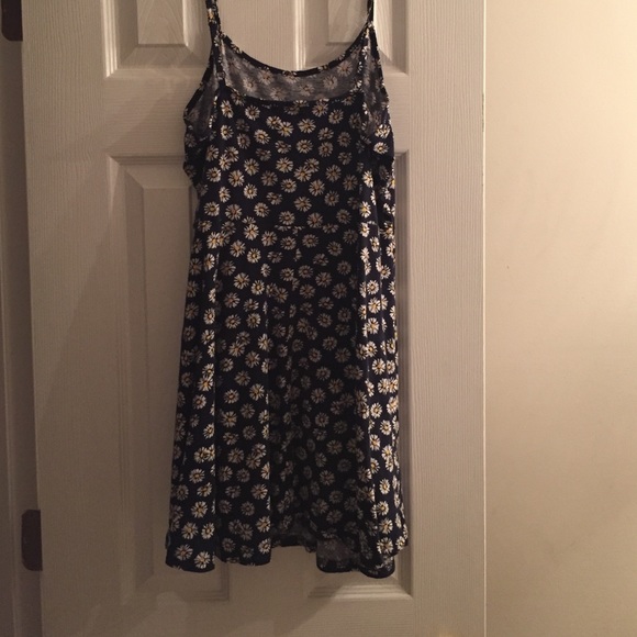 Cotton On blue sunflower dress - Picture 2 of 3