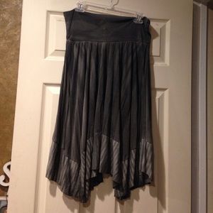 High low jersey knit skirt