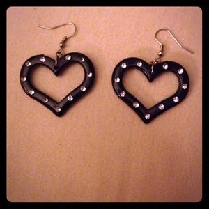 Black rhinestone heart earrings