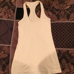 Lululemon racer back tank!