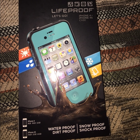BRAND NEW - NEVER USED LIFEPROOF 4/4S CASE