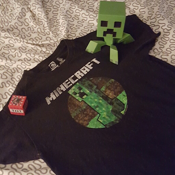 Minecraft T-Shirt - Picture 2 of 2