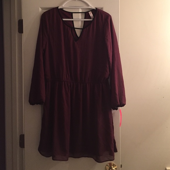 Xhilaration Dresses & Skirts - Xhilaration dark purple 3/4 sleeve dress