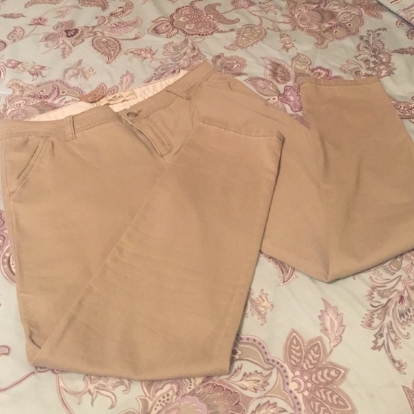 Hollister Betty straight legs