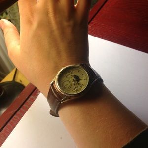 Urban outfitters cute analog watch