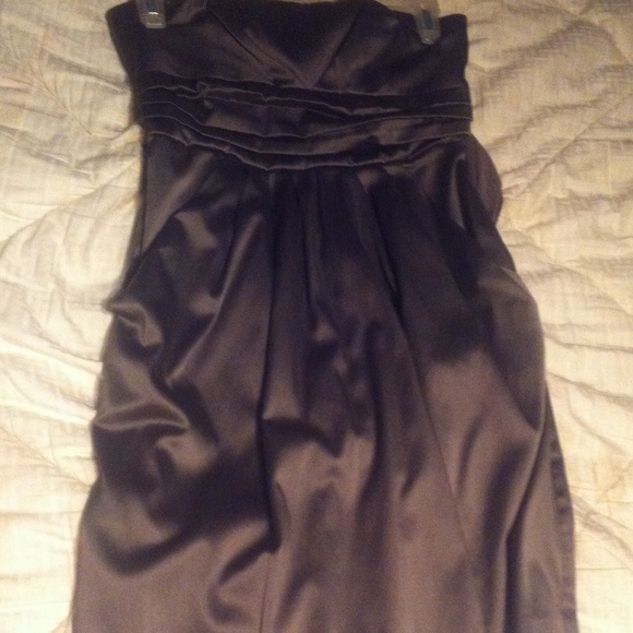Dress - Picture 1 of 2