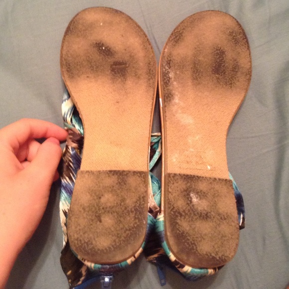 Blue patterned sandals - Picture 2 of 2