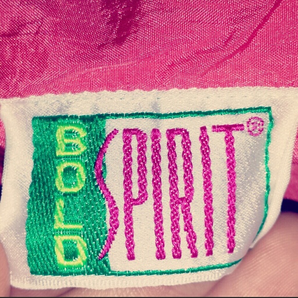 **SOLD**Vintage Coral Windbreaker - Picture 4 of 4