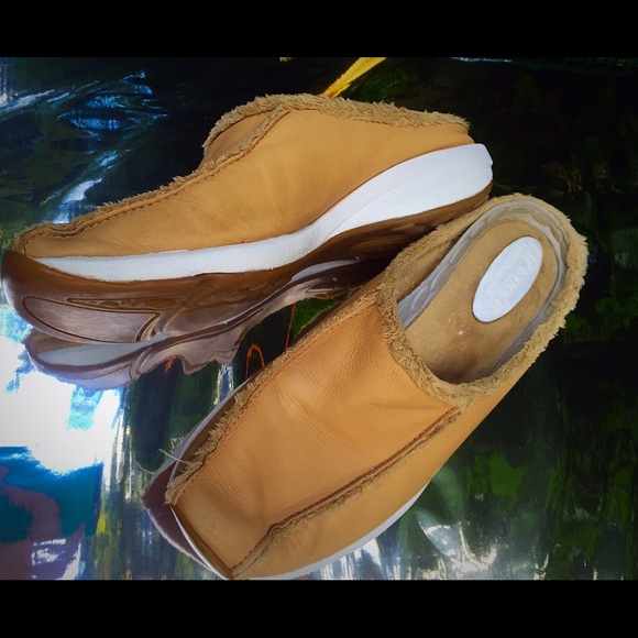 liz sport shoes liz sport liz sport slides from tinyfiredancer s closet liz sport shoes liz sport liz sport slides from tinyfiredancer s closet