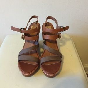 DV Tan Wedge Sandals