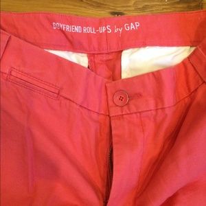 Boyfriend roll ups - shorts by Gap