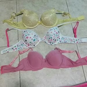 Bundle of 3 bras