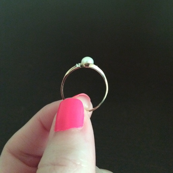 Real Pearl Ring - Picture 3 of 4