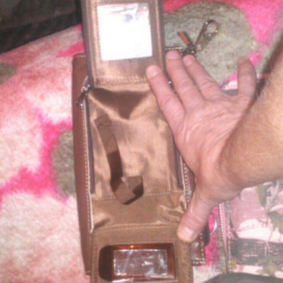 Wallets - Picture 4 of 4