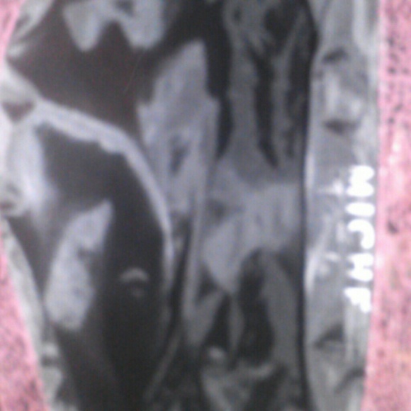 Purses - Picture 3 of 4