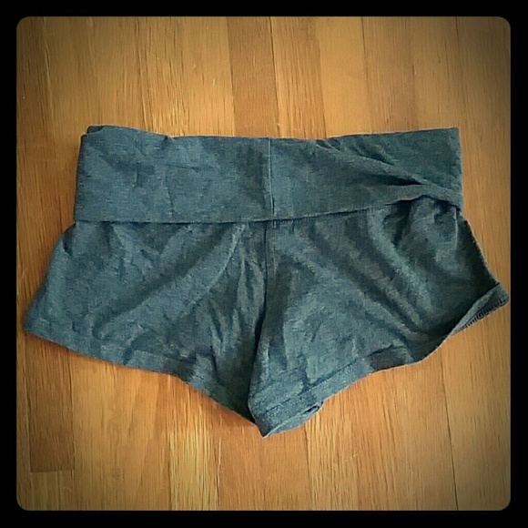 Wet Seal yoga shorts Sz S