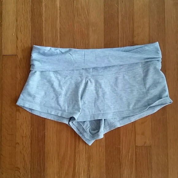 Wet Seal yoga shorts Sz S