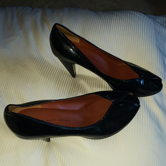 👠Marc by marc jacobs patent peep toe heels