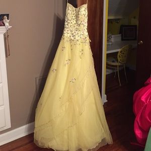 Prom dress
