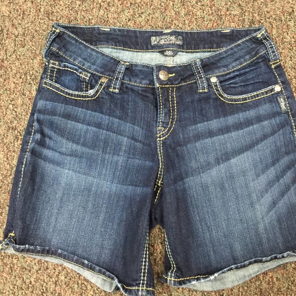 Silver (Suki Short)