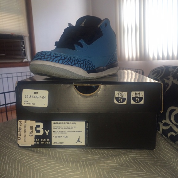 Powder Blue 3s - Picture 4 of 4