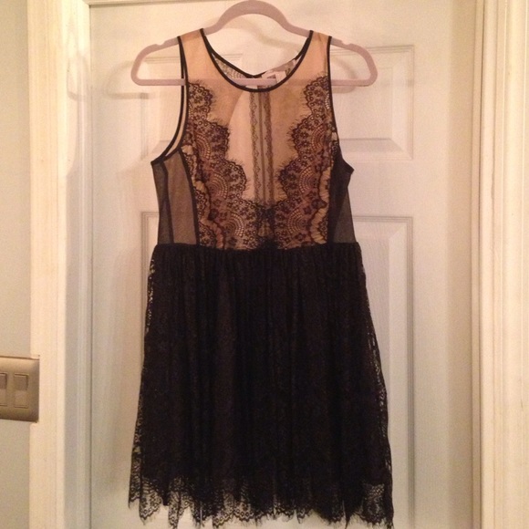 Black lace dress