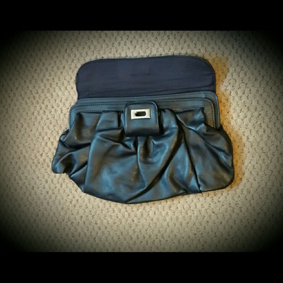 Navy clutch